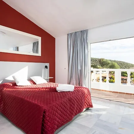 Magdalena Buenavista Con La Piscina Climatizada Villa